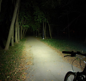 Ночное катание на велосипеде